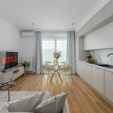 Lumina I Design 2-3br With Parking I Balconies * Varsóvia