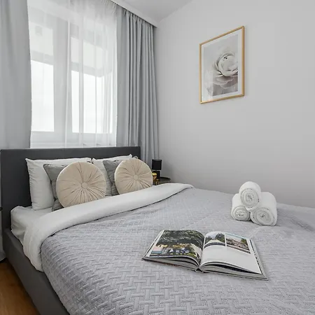 Lumina I Design 2-3br With Parking I Balconies * Varsóvia