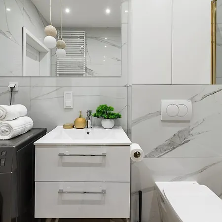 Apartamento Lumina I Design 2-3br With Parking I Balconies Varsóvia